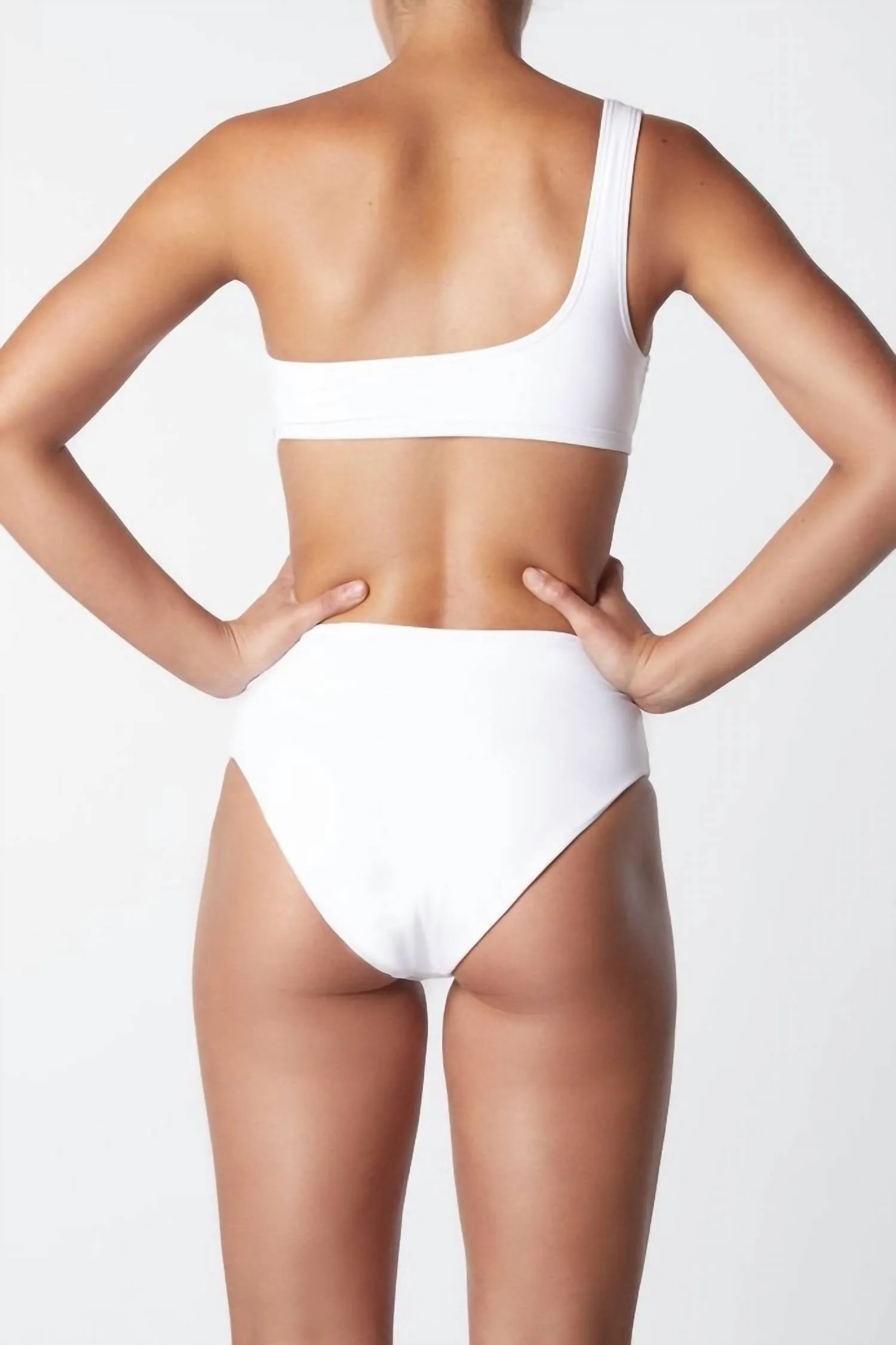 Asymmetric One Shoulder Bikini Top In White