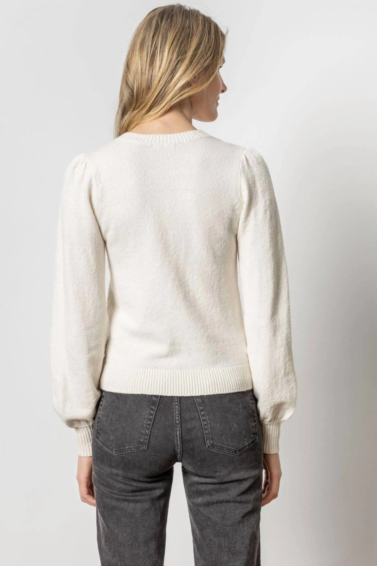Full Sleeve V-Neck Sweater In Off White