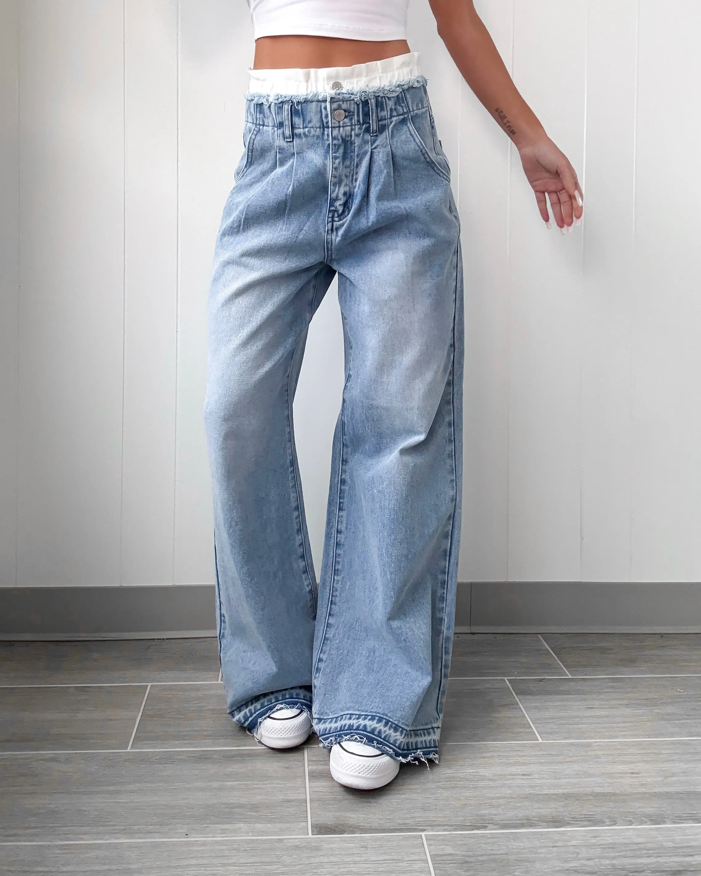 Lyla Double Waistband Wide Leg Jeans - Light Wash