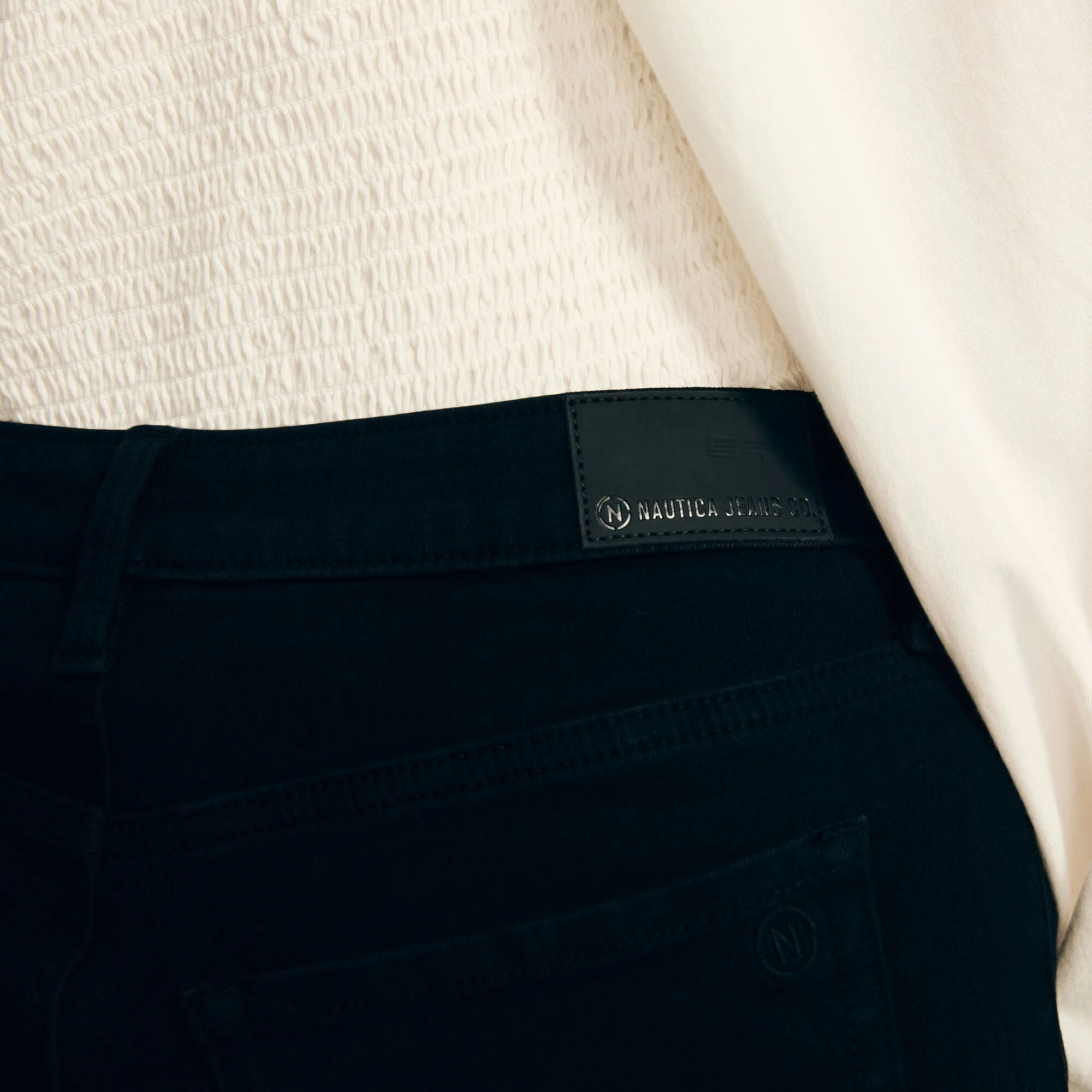 Nautica Womens Sustainably Crafted Mid-Rise Straight Denim